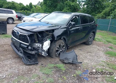 2020 Toyota Highlander Hybrid Xle z USA, uszkodzony, nr VIN 5TDHBRCH9LS507435